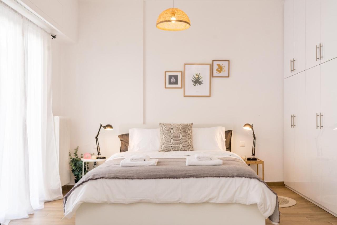 Wide Comfy Studio Apartment Centrally Located In Thissio 아테네 외부 사진